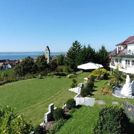 Апартаменты Ferienresidenz Ueber'm Хагнау